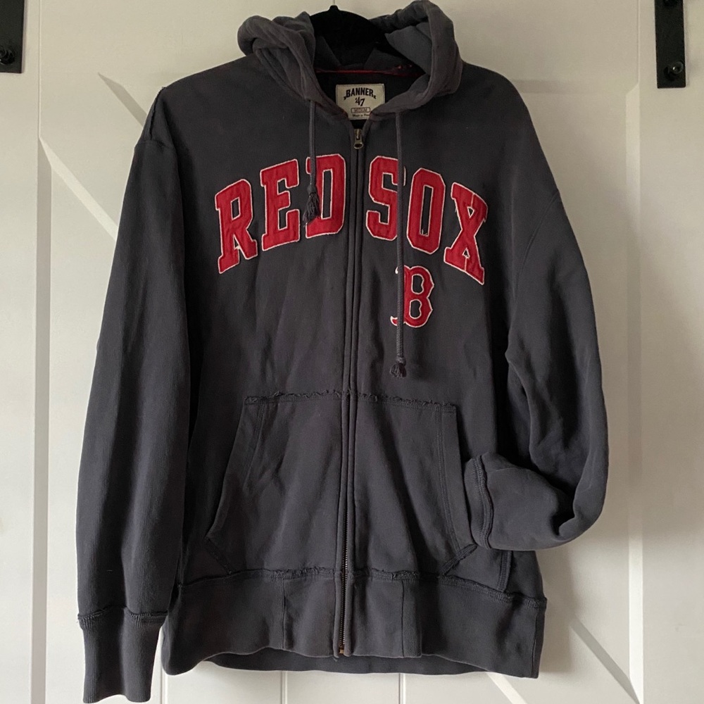 BANNER 47 | Zip Up
